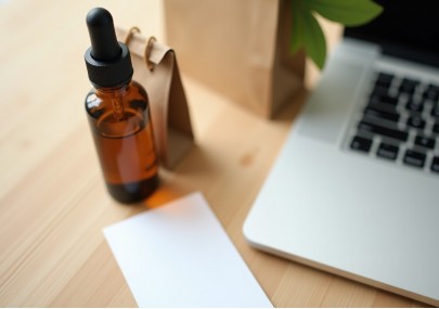 CBD : acheter en ligne ou en boutique spécialisée en 2026, le comparatif